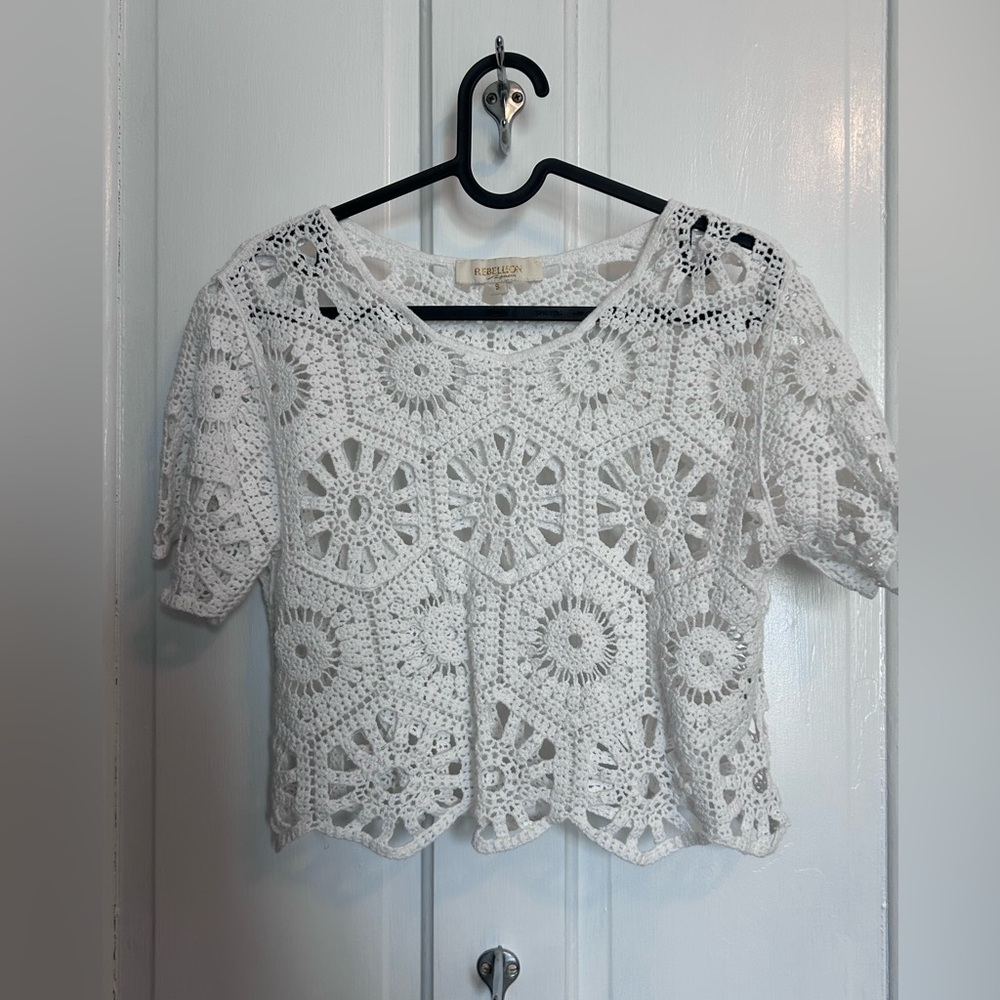 White crotchet top